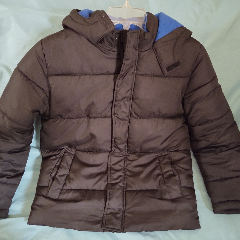 Faded glory L 10-12 black & blue puffer jacket
